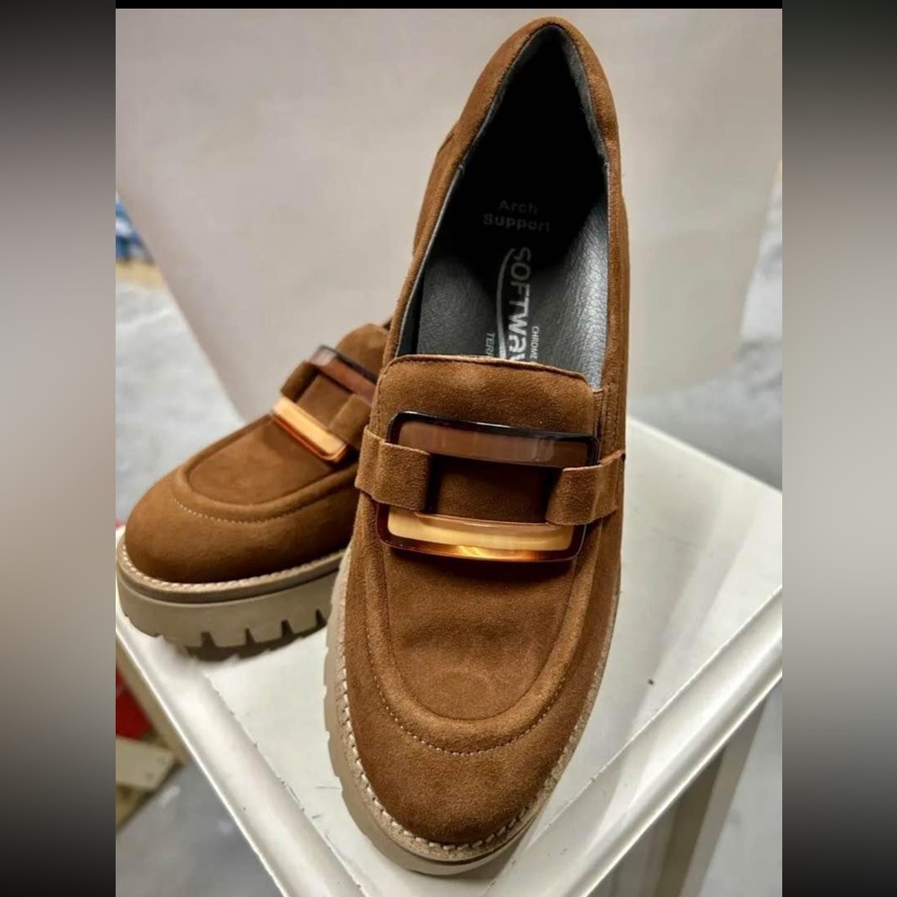 Brown buckle softwaves